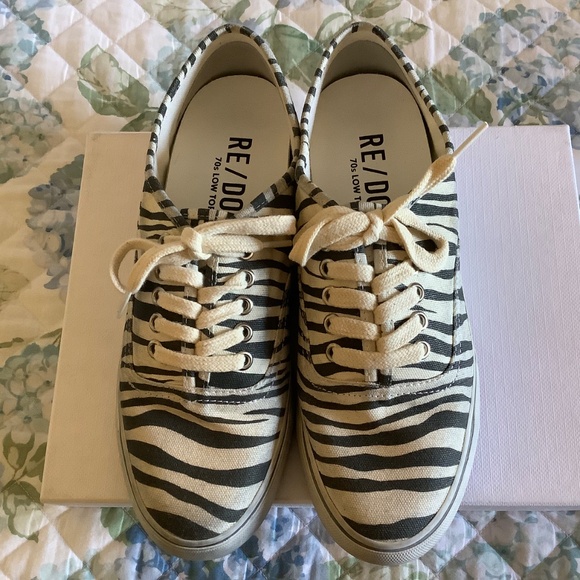 RE/DONE 70s Low Top Skate Sneaker Zebra Print Black White SZ 40 - Picture 2 of 15